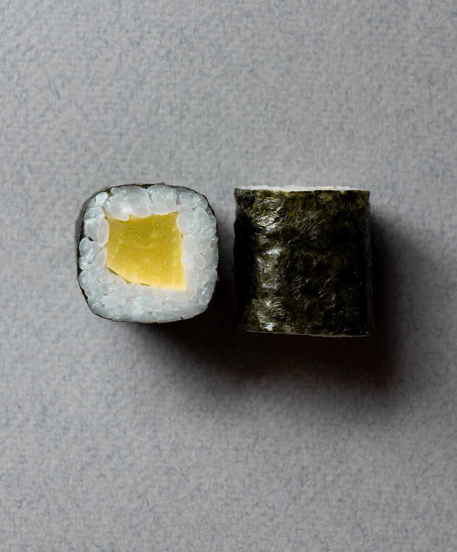 картинка Мини ролл с такуаном суши-маркета "Каэру"