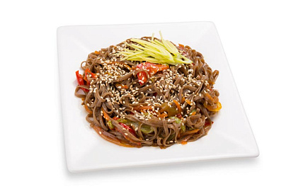 картинка Лапша с овощами гречневая суши-маркета "Каэру"