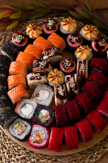 картинка Мега Хит Сет - (56 шт.) суши-маркета "Каэру"